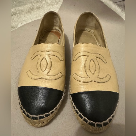 Chanel Leather Espadrilles, beige/ black size 38 - Picture 2 of 7